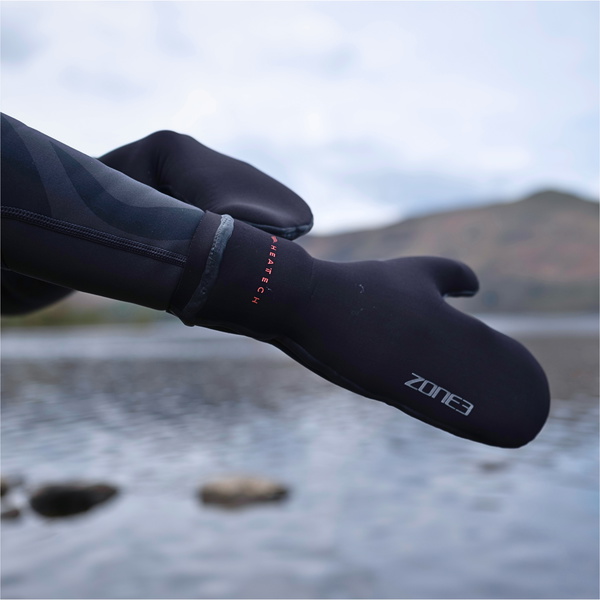 2026 ZONE3 Thermo Tech Warmth Swim Mitts NA24UHTM101 - Black / Silver / Red